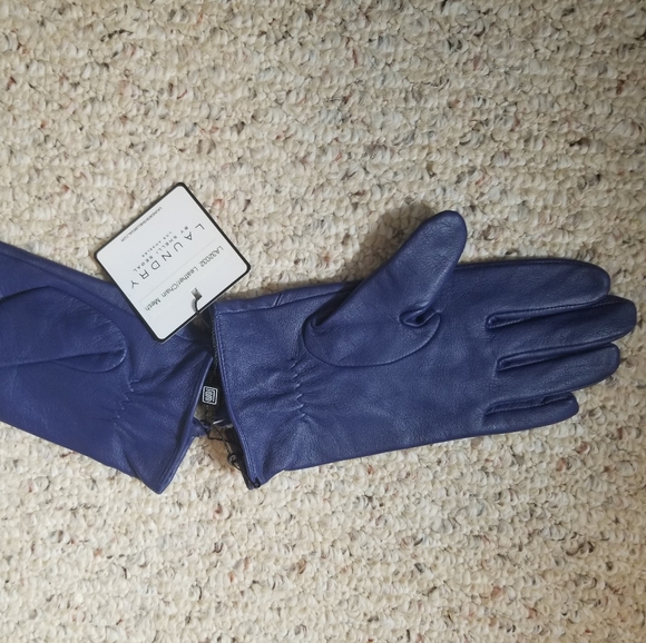 Laundry by Shelli Segal Leather Gloves - Picture 3 of 3